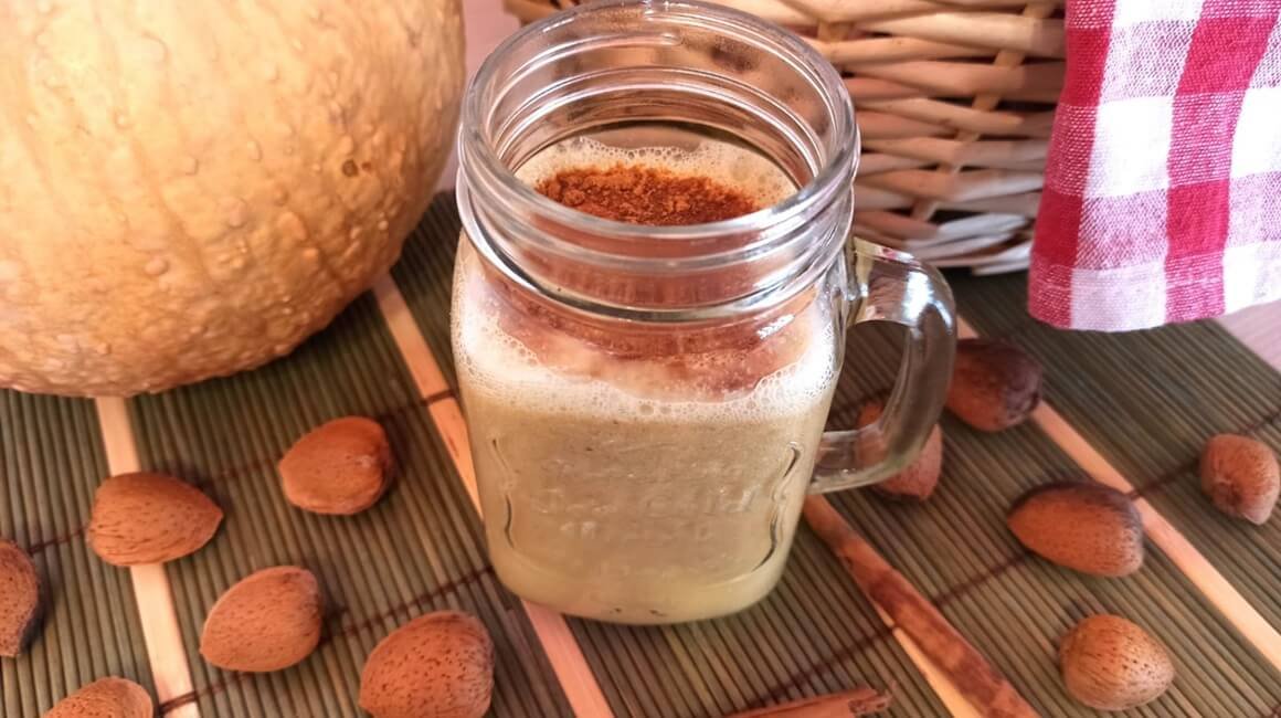 Al momento stai visualizzando PUMPKIN SPICE LATTE: RICETTA AYURVEDICA TRIDOSHA